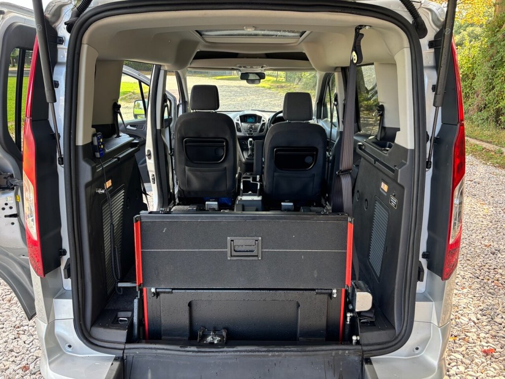 Used Ford Tourneo Connect 2016 for sale - 76783496: Photo 29