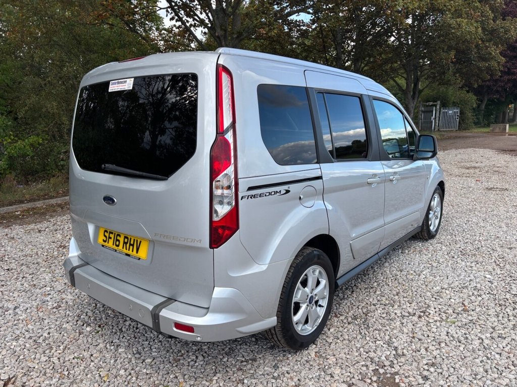 Used Ford Tourneo Connect 2016 for sale - 76783496: Photo 5