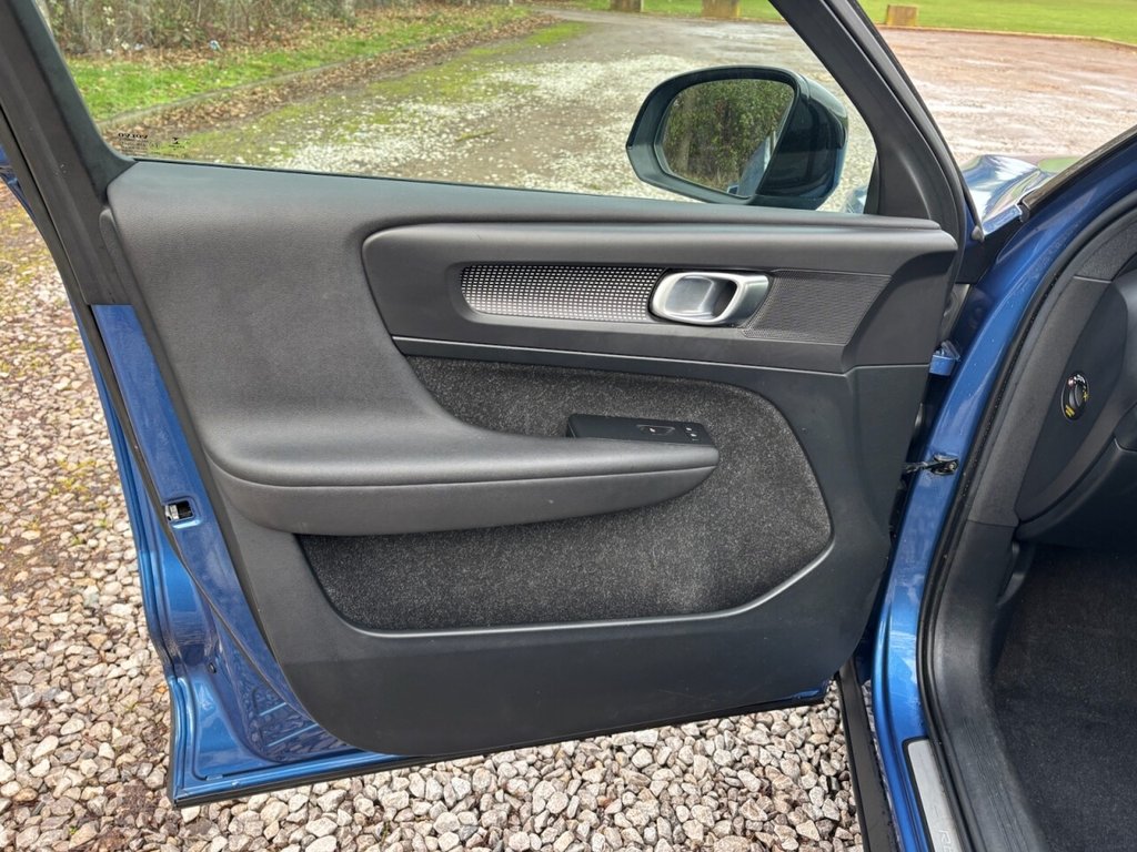 Used Volvo XC40 2019 for sale - 77027446: Photo 33