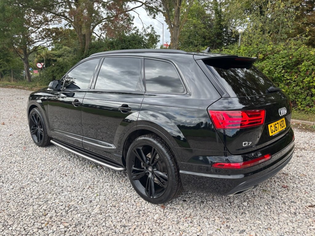 Used Audi Q7 2017 for sale - 76783458: Photo 10