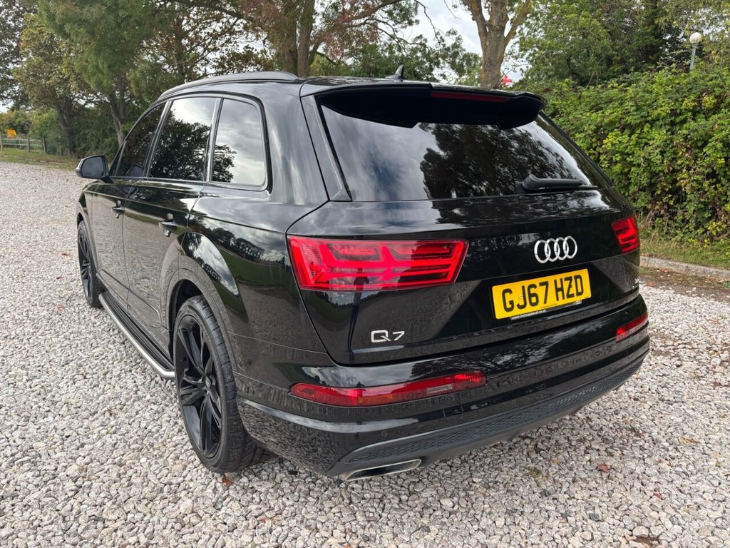 Used Audi Q7 2017 for sale - 76783458: Photo 11