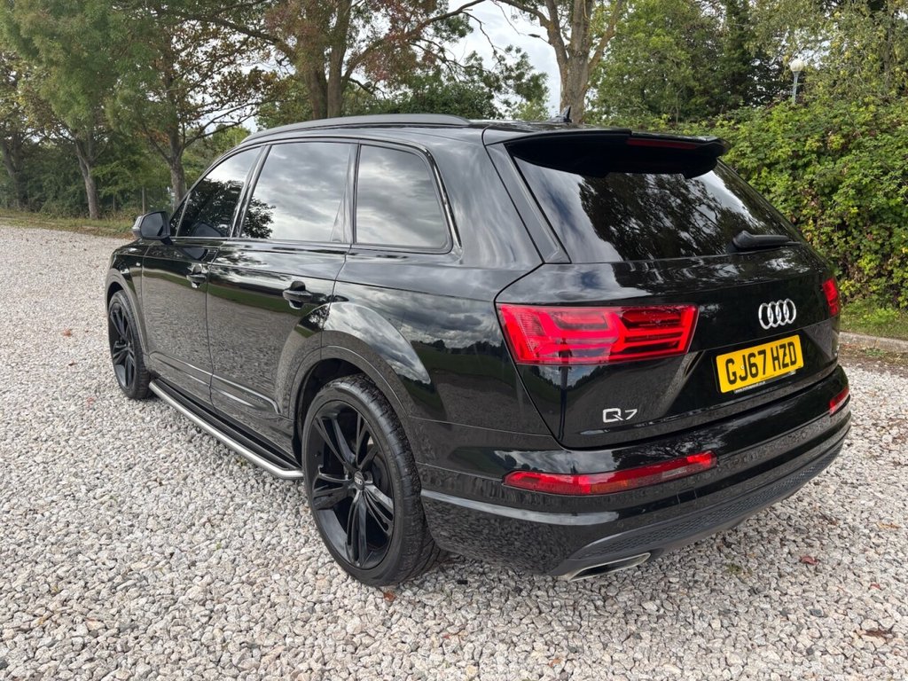 Used Audi Q7 2017 for sale - 76783458: Photo 12