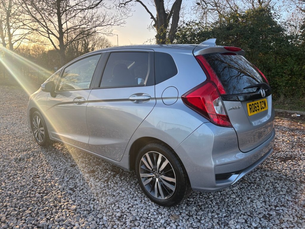 Used Honda Jazz 2019 for sale - 76783682: Photo 10