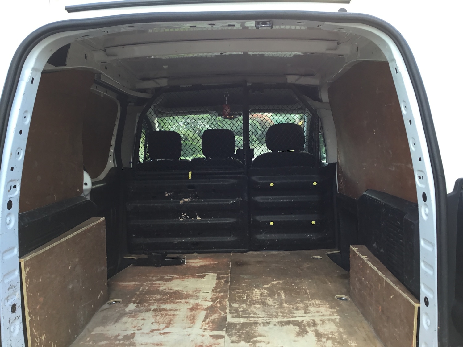 Used Peugeot Partner 2017 for sale - 76436504: Photo 9