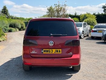 Used Volkswagen Touran 2013 for sale - 79142579: Photo
