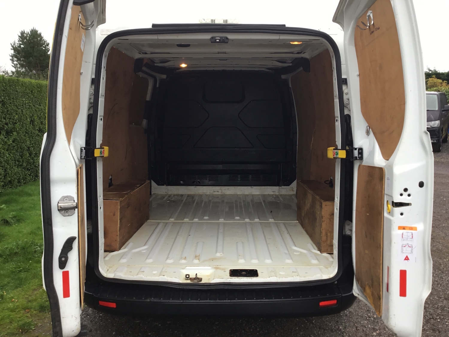 Used Ford Transit Custom 2018 for sale - 76090608: Photo 9