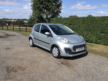 2012 (62) - 1.0 Active 5dr