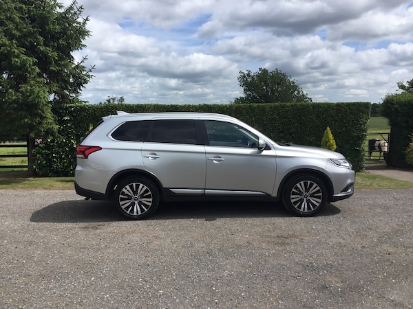 Used Mitsubishi Outlander 2019 for sale - 74961471: Photo 1
