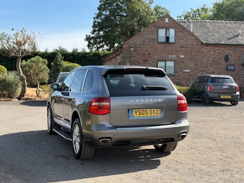 Used Porsche Cayenne 2009 for sale - 79424244: Photo