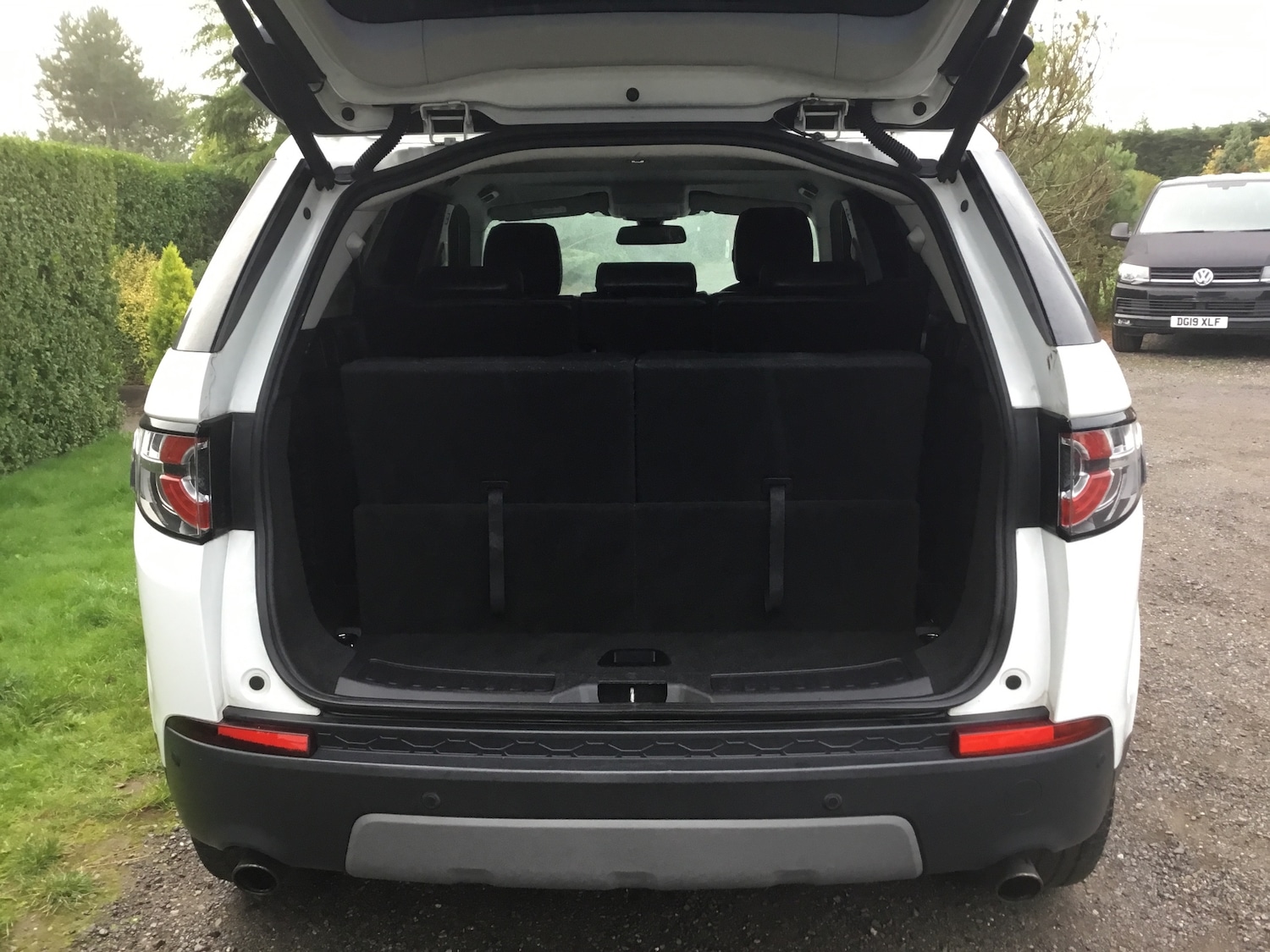 Used Land Rover Discovery Sport 2016 for sale - 76625025: Photo 12