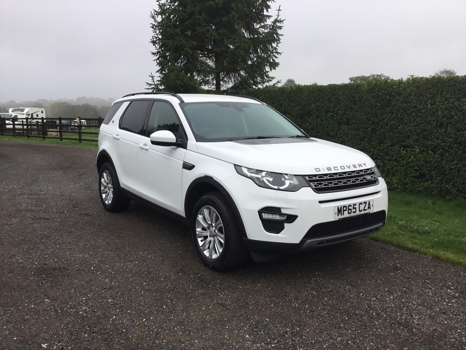 Used Land Rover Discovery Sport 2016 for sale - 76625025: Photo 2