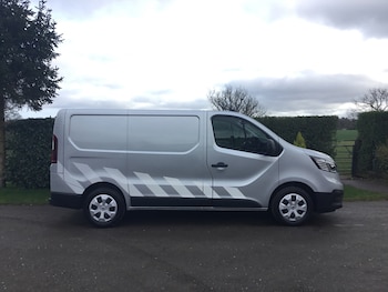 Renault Trafic feature image