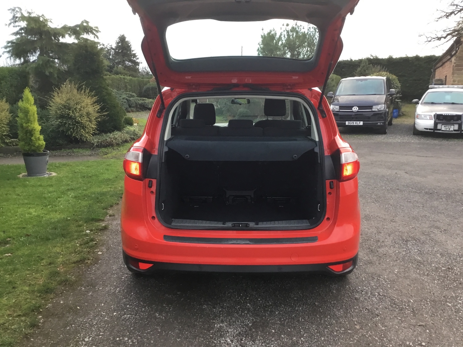 Used Ford C-Max 2014 for sale - 77001919: Photo 11