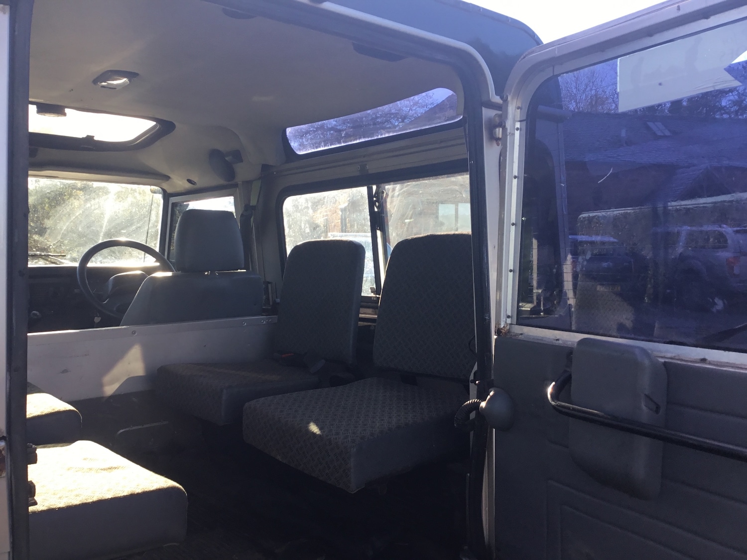 Used Land Rover Defender 90 2001 for sale - 76650065: Photo 7