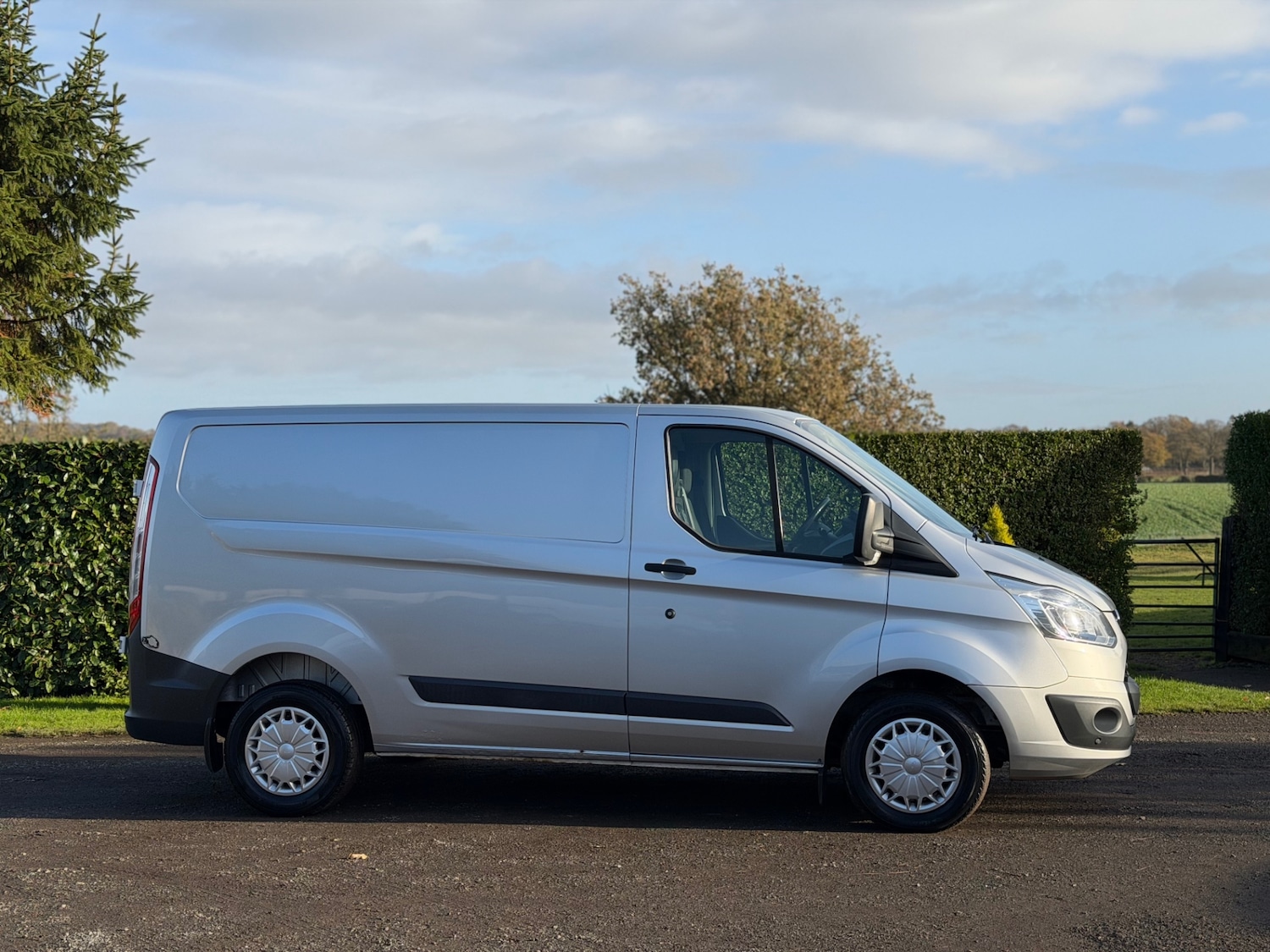 Used Ford Transit Custom 2013 for sale - 76673121: Photo 2