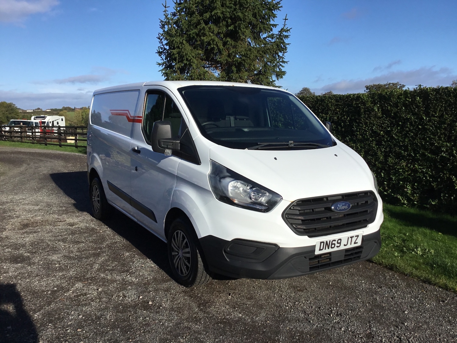 Used Ford Transit Custom 2019 for sale - 76363117: Photo 2