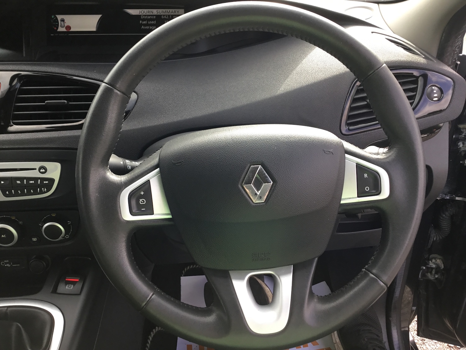 Used Renault Scenic 2012 for sale - 76016913: Photo 8