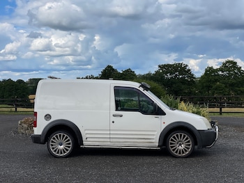 Used Ford Transit Connect 2004 for sale - 74736523: Photo