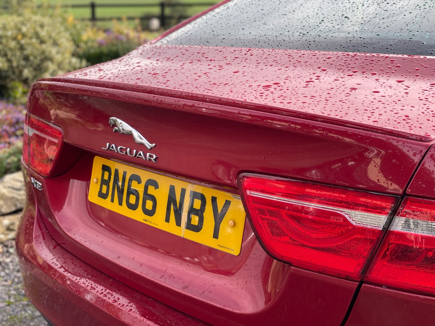 Used Jaguar XE 2016 for sale - 76141146: Photo 6