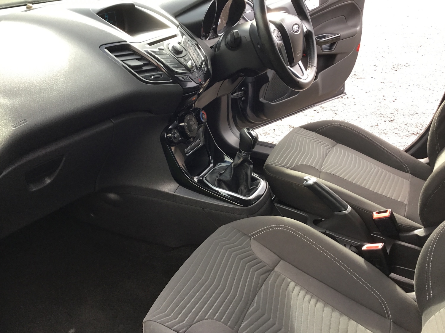 Used Ford Fiesta 2014 for sale - 76340525: Photo 10