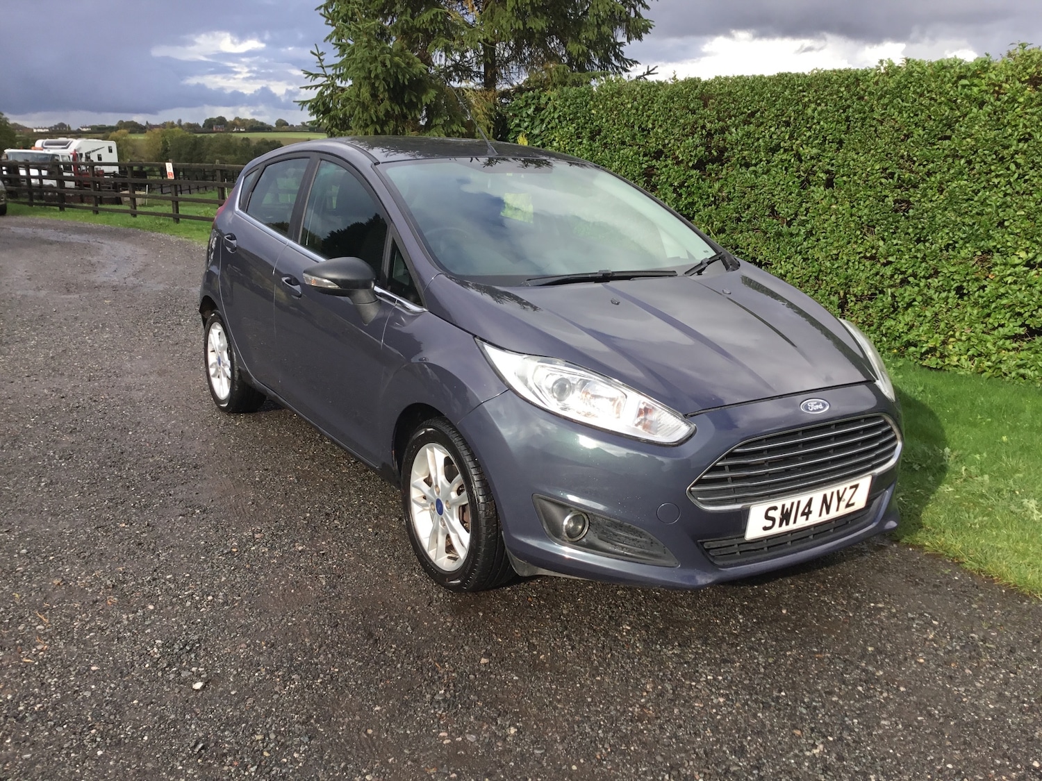 Used Ford Fiesta 2014 for sale - 76340525: Photo 2