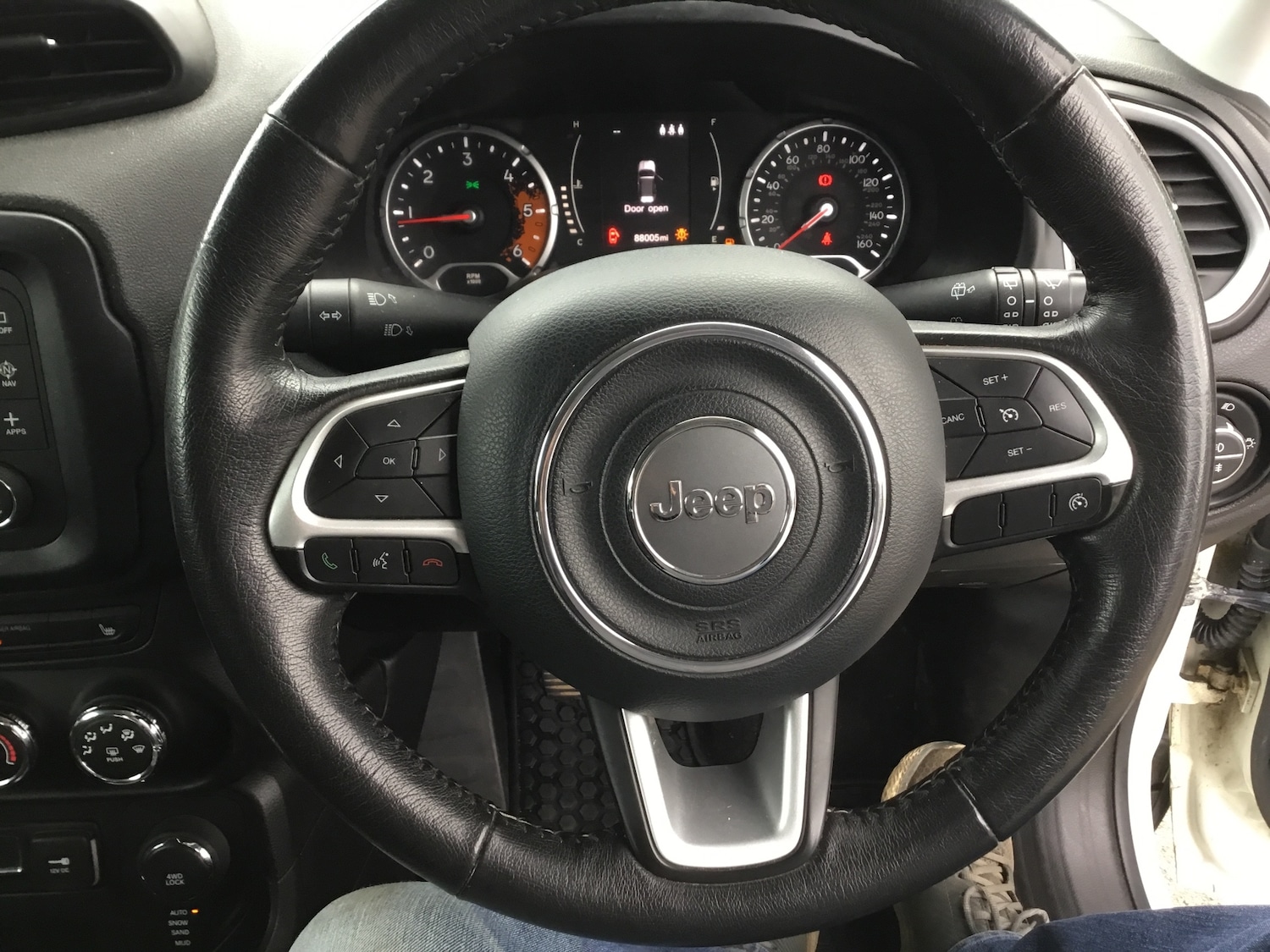 Used Jeep Renegade 2016 for sale - 78140050: Photo 12