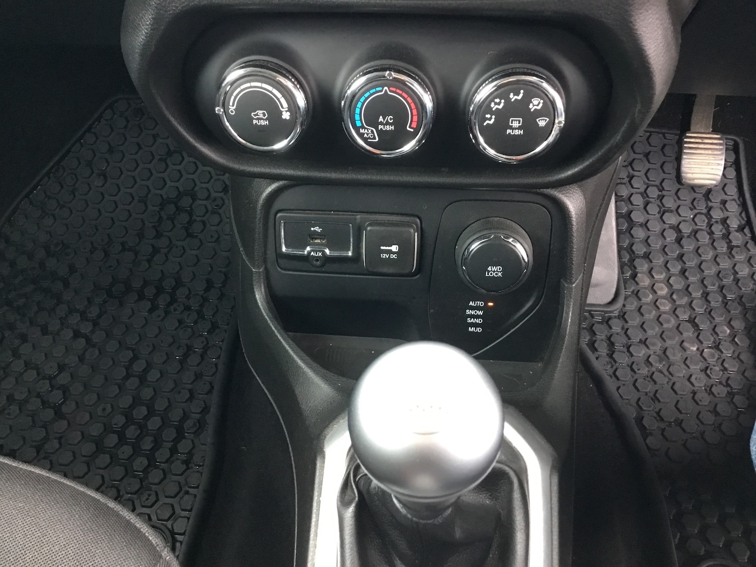 Used Jeep Renegade 2016 for sale - 78140050: Photo 14