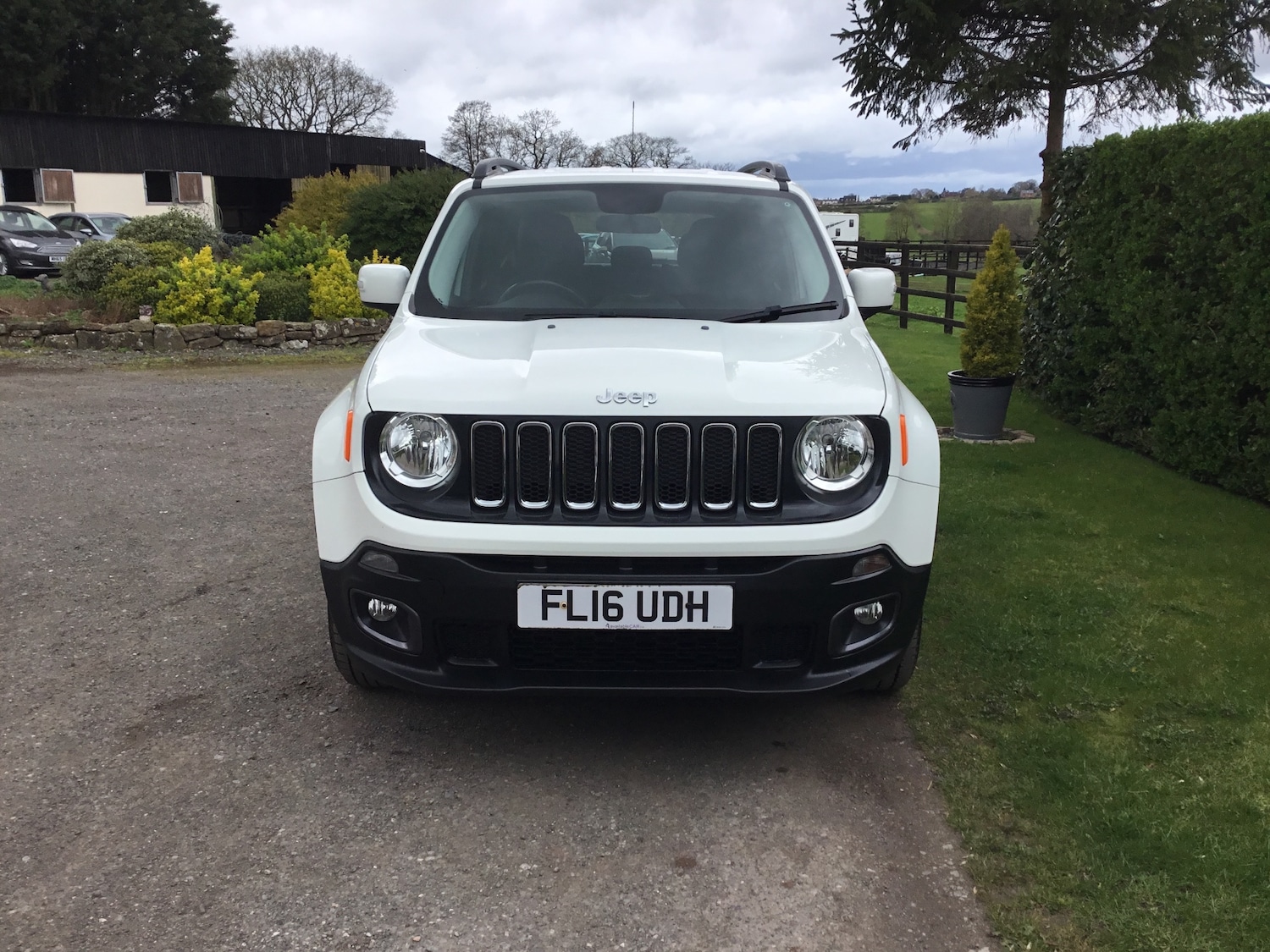 Used Jeep Renegade 2016 for sale - 78140050: Photo 3