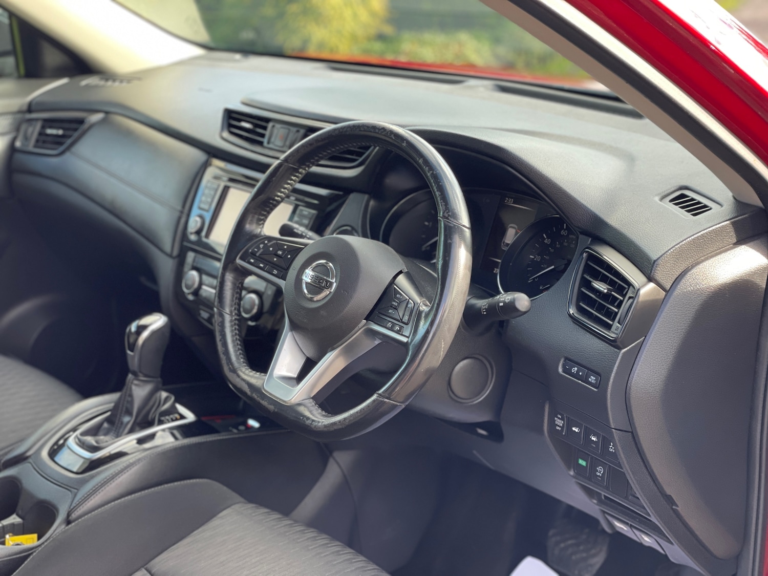 Used Nissan X-Trail 2018 for sale - 76334988: Photo 19