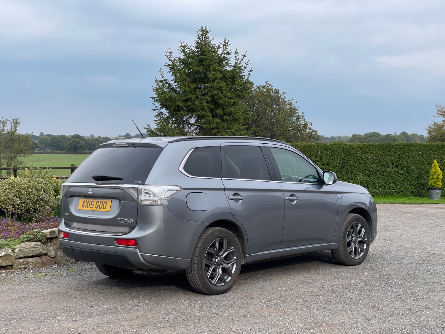 Used Mitsubishi Outlander 2015 for sale - 76092015: Photo 4