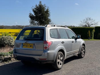 Used Subaru Forester 2010 for sale - 78566669: Photo