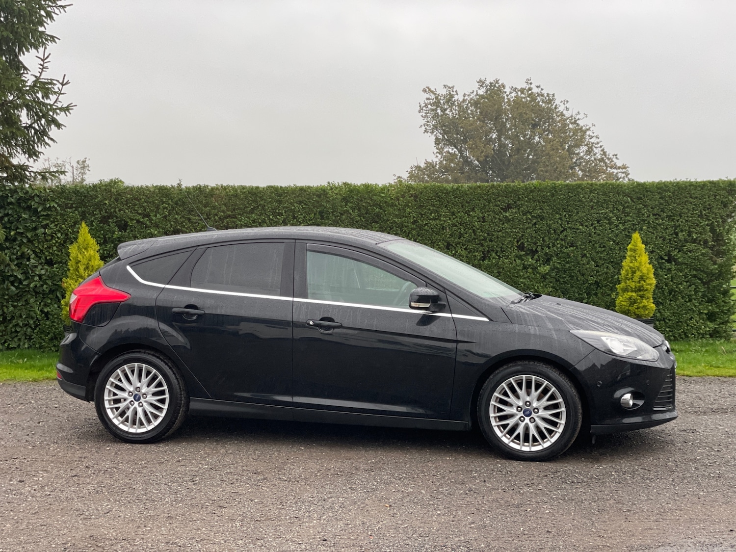 Used Ford Focus 2014 for sale - 76316930: Photo 2