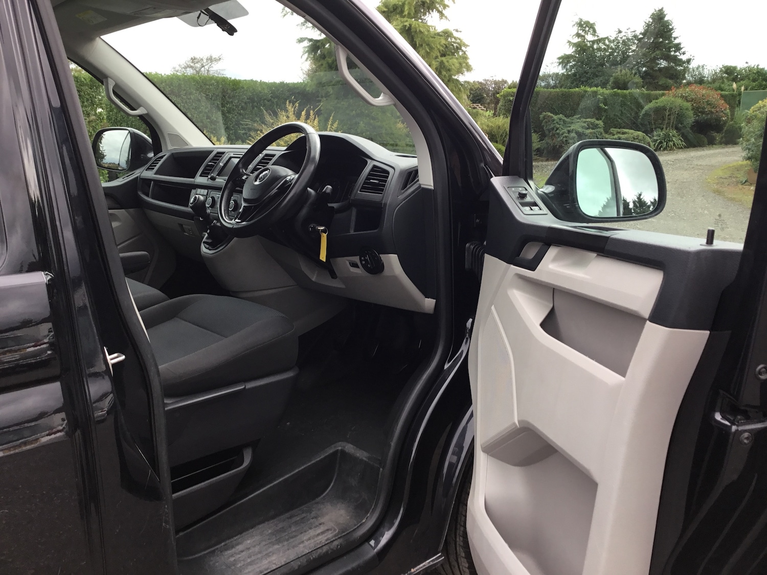 Used Volkswagen Transporter 2019 for sale - 75145300: Photo 14