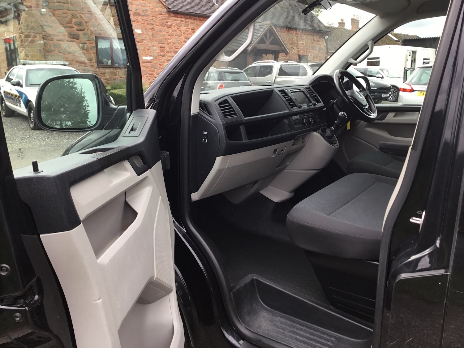 Used Volkswagen Transporter 2019 for sale - 75145300: Photo 15