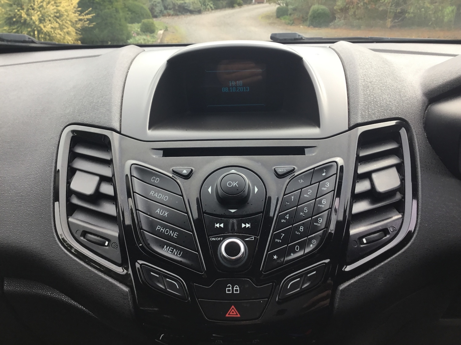 Used Ford Fiesta 2013 for sale - 76089858: Photo 11