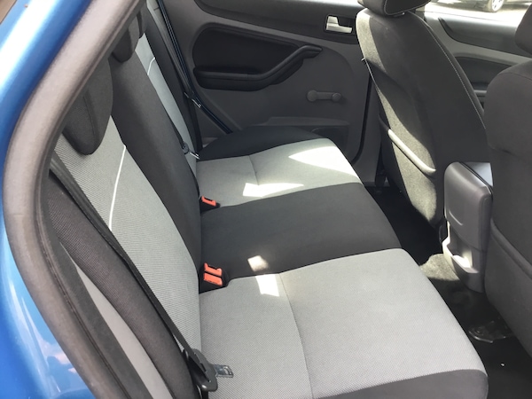 Used Ford Focus 2010 for sale - 75673412: Photo 10