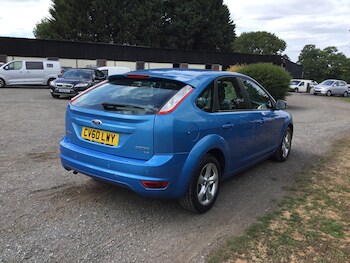 Used Ford Focus 2010 for sale - 75673412: Photo
