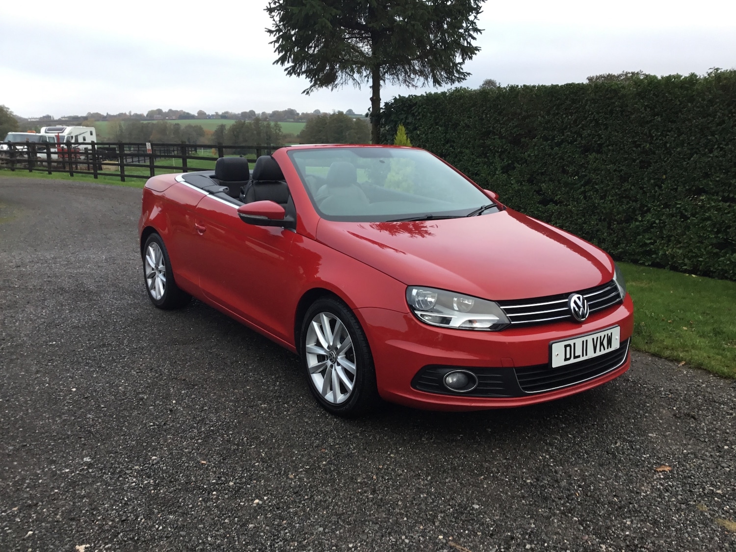 Used Volkswagen EOS 2011 for sale - 76504335: Photo 2