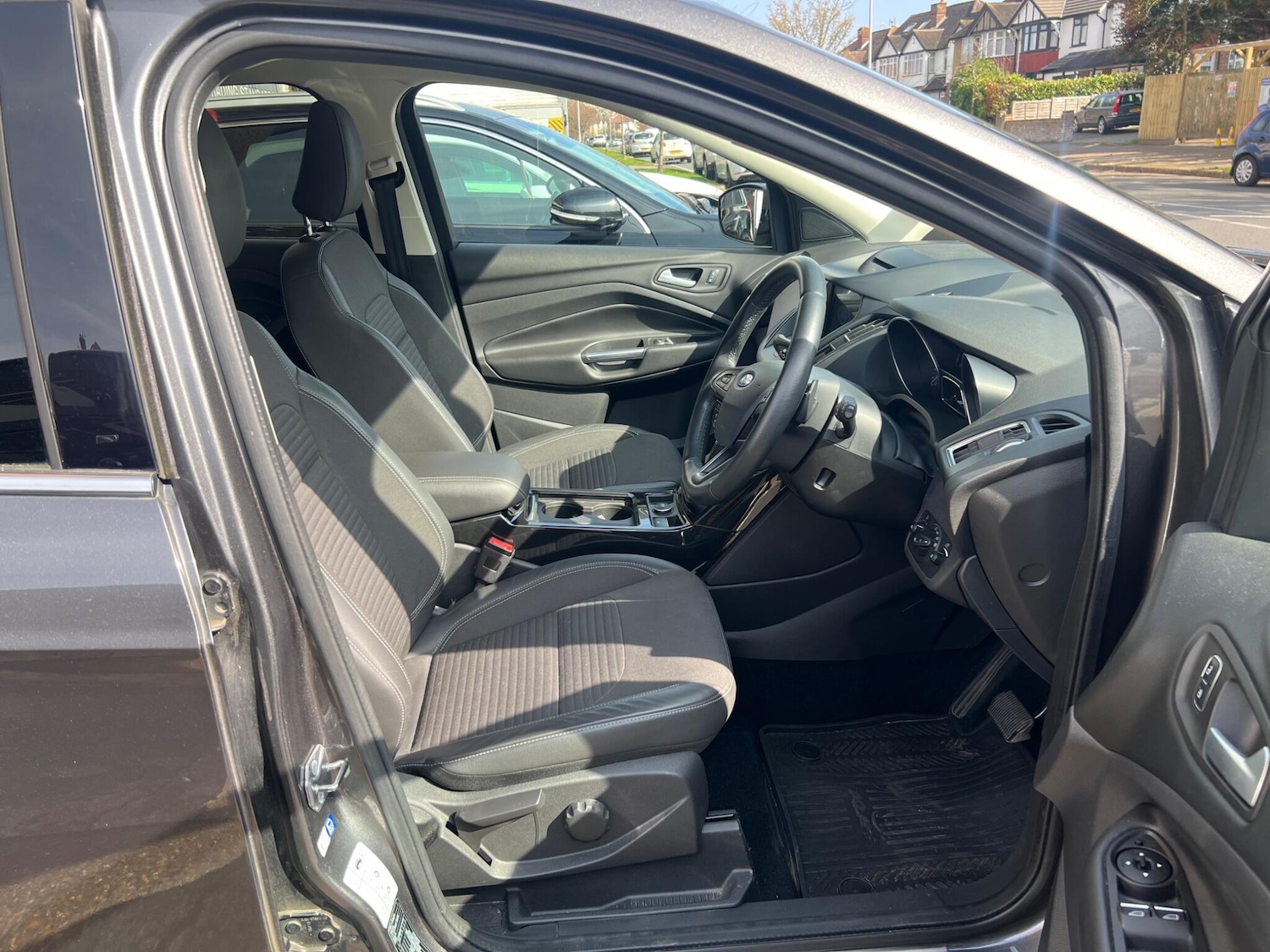 Used Ford Kuga 2017 for sale - 77982534: Photo 15