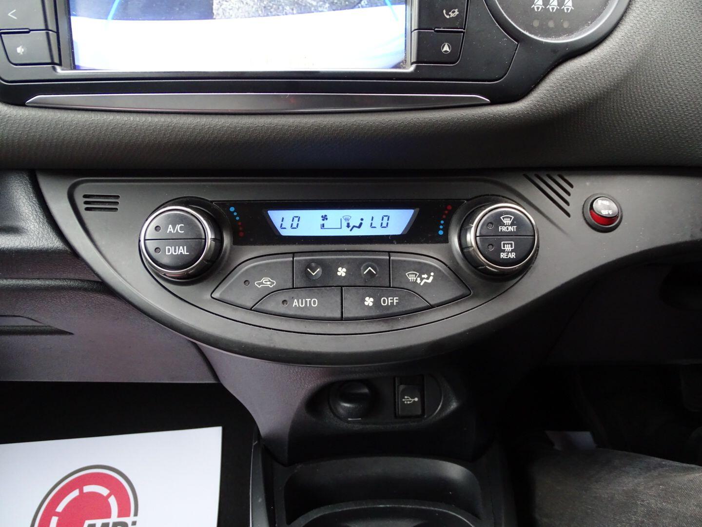 Used Toyota Yaris 2015 for sale - 76247942: Photo 17