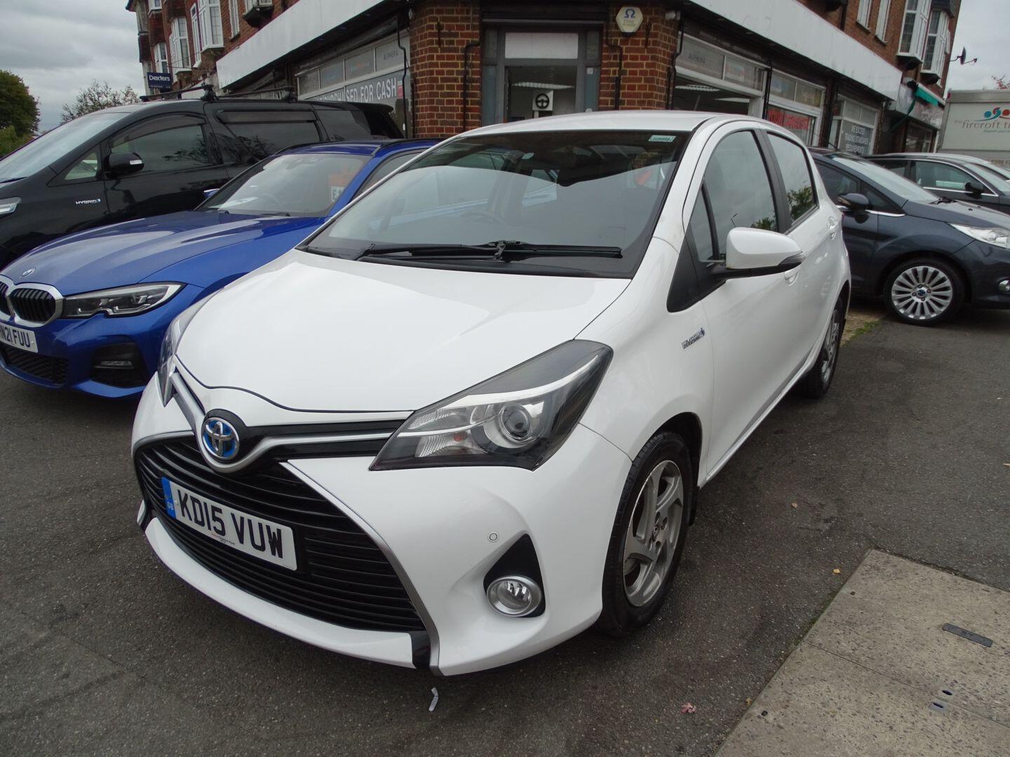 Used Toyota Yaris 2015 for sale - 76247942: Photo 4