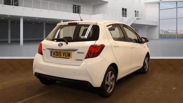 Used Toyota Yaris 2015 for sale - 76247942: Photo 8