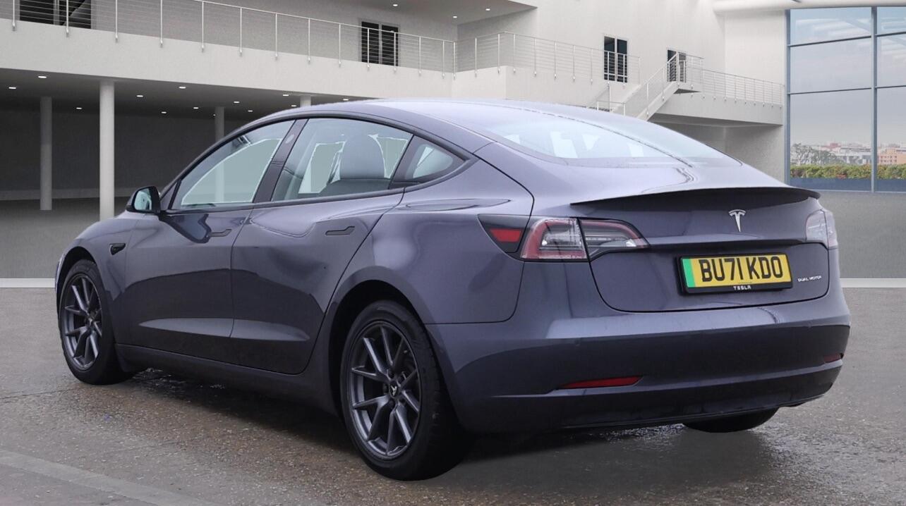 Used Tesla Model 3 2021 for sale - 76408971: Photo 4
