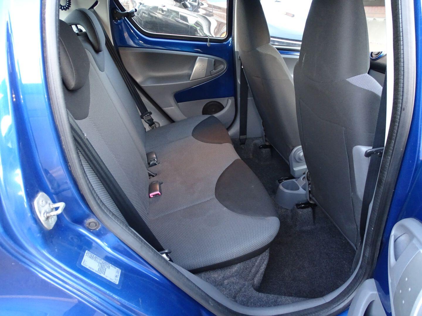 Used Toyota AYGO 2007 for sale - 77893125: Photo 11