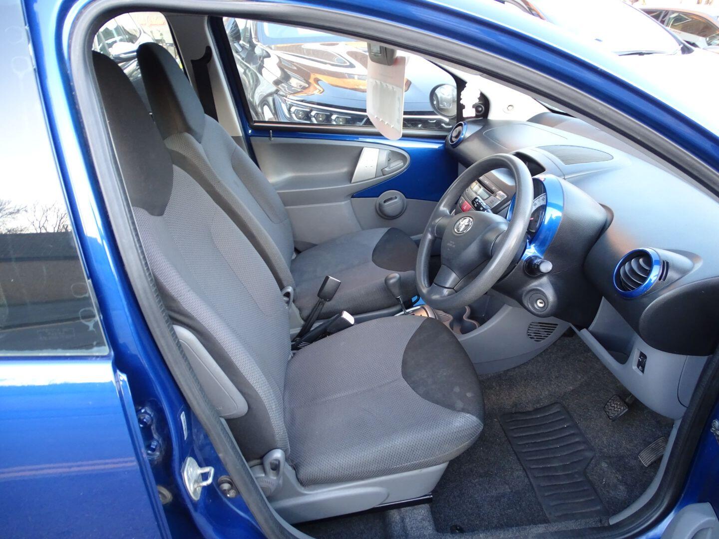Used Toyota AYGO 2007 for sale - 77893125: Photo 9