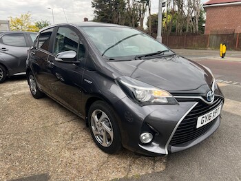Used Toyota Yaris 2016 for sale - 78471434: Photo