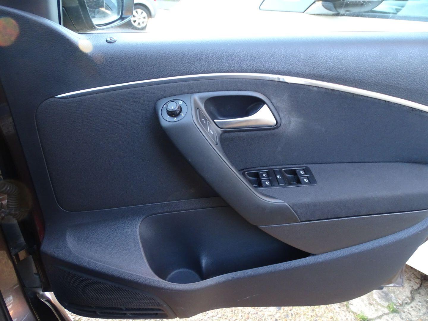 Used Volkswagen Polo for sale - 77892266: Photo 27