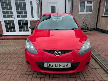 Used Mazda Mazda2 2010 for sale - 76824522: Photo