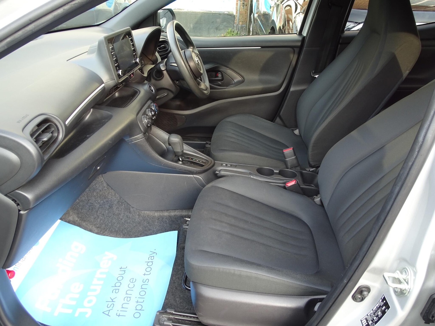 Used Toyota Yaris 2026 for sale - 77977820: Photo 15