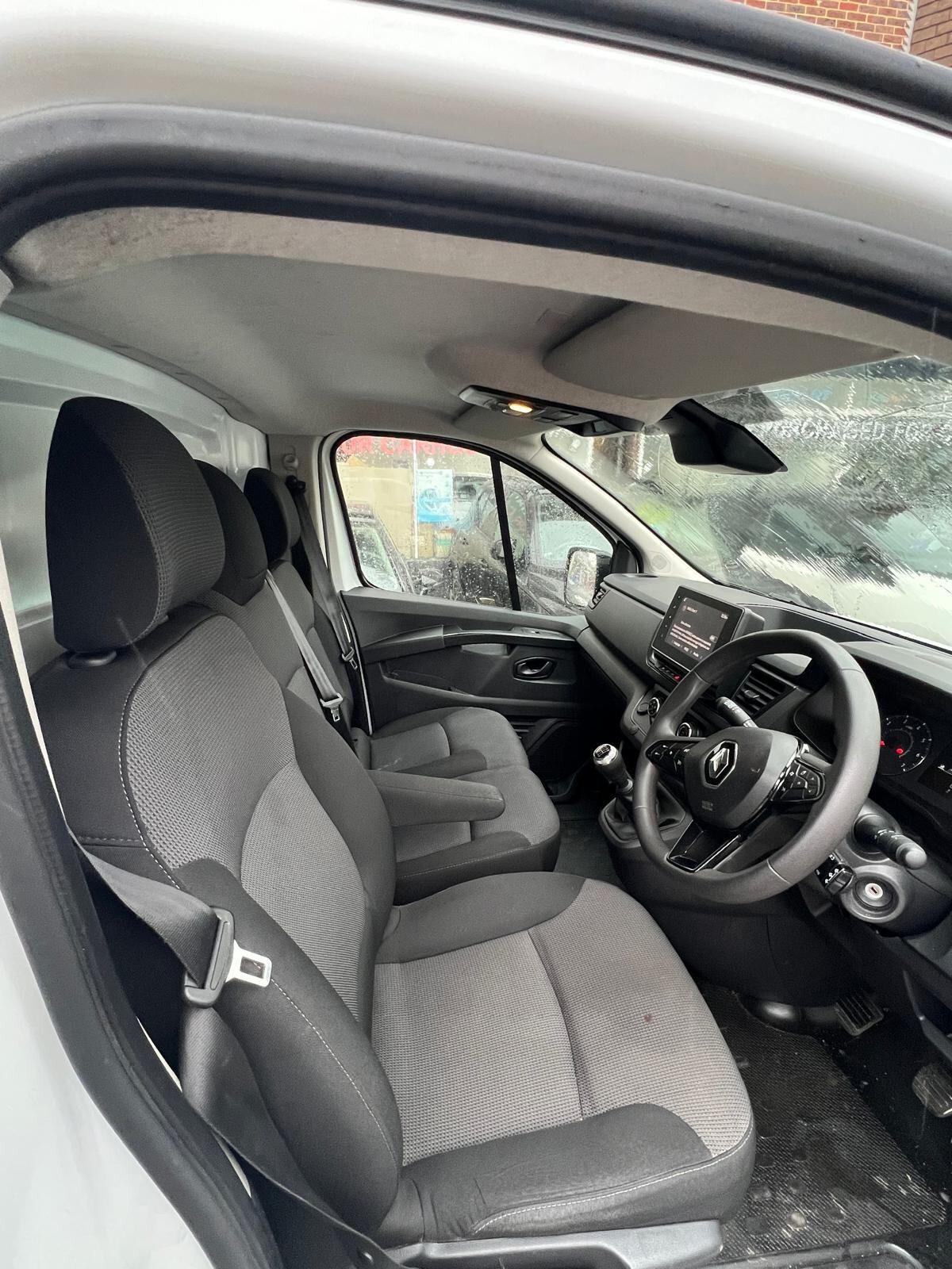 Used Renault Trafic 2023 for sale - 77456376: Photo 3